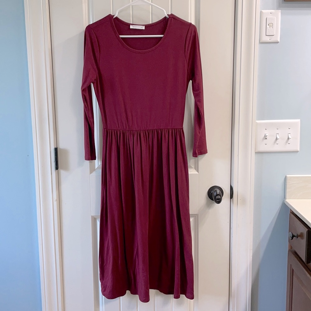 Long sleeve jersey dress.
